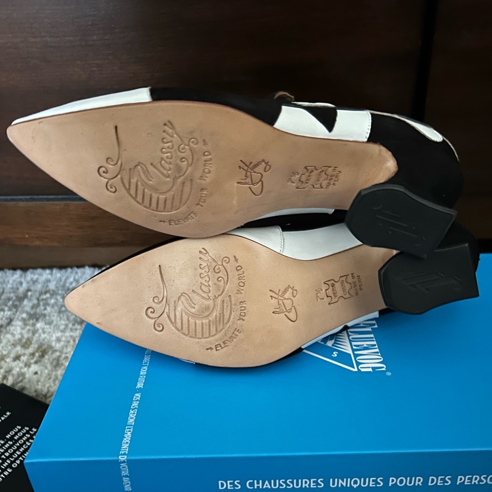 NIB Fluevog Kaija Heart Heeled Loafers - Picture 5 of 8